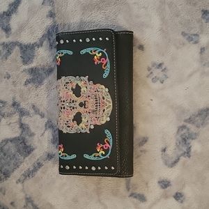 Moutian West Wallett Black